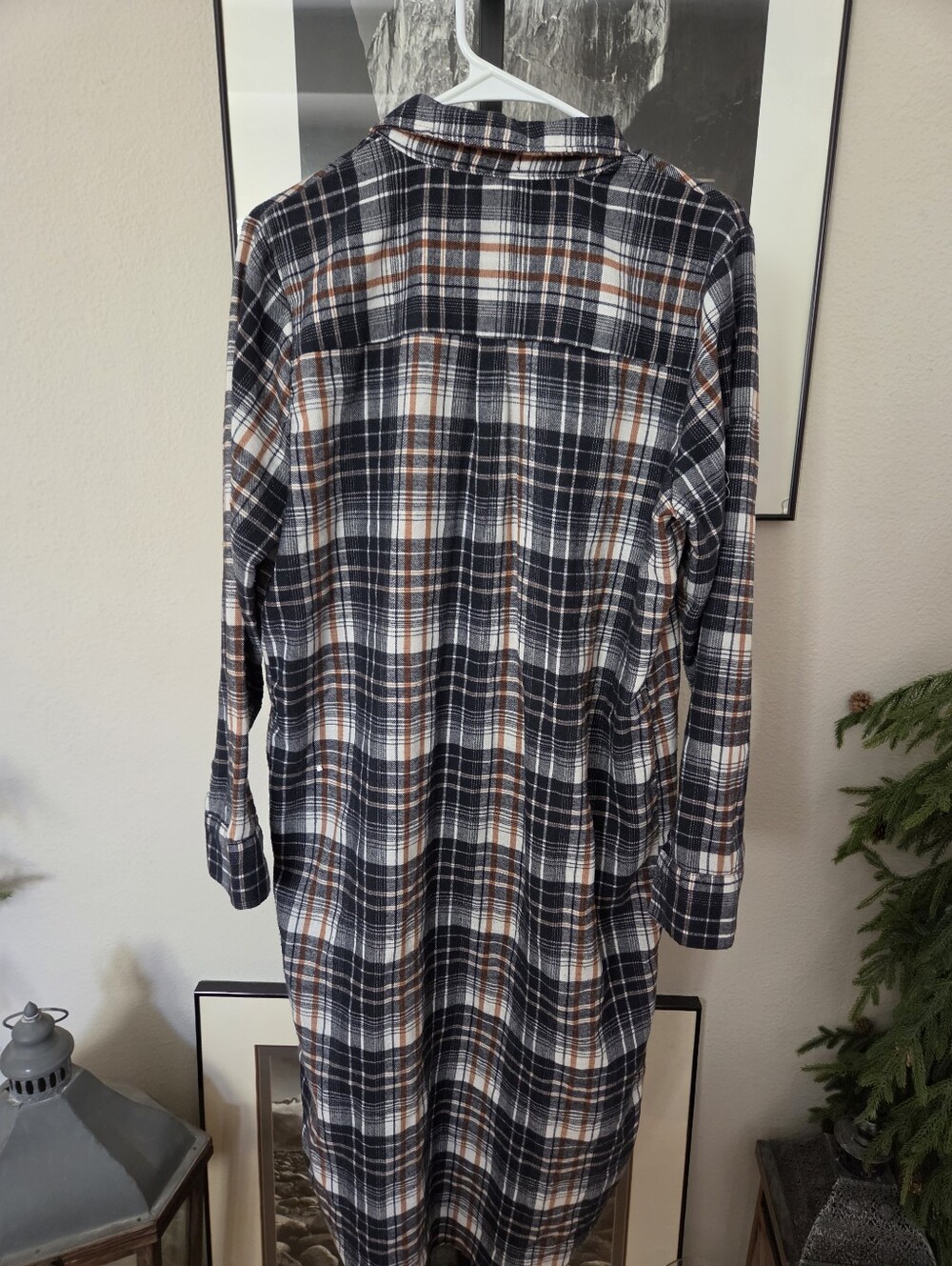 Justify Plaid Maxi Shirt Dress in Black and Cream - Picture 4 of 4